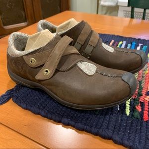 Timberland Brown Leather Mocs with Smartwool Lining, size 8